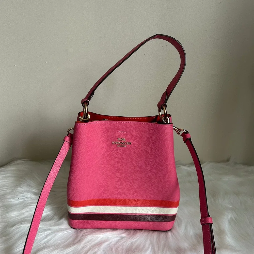 Coach‎ Small Town Bucket Bag Confetti Pink Pebble Leather Shoulder Bag Excellent